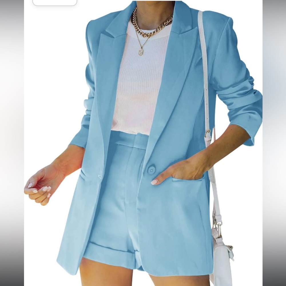 Women's 2 Piece Open Front Long Sleeve Blazer and Solid Short Pants Suit Set